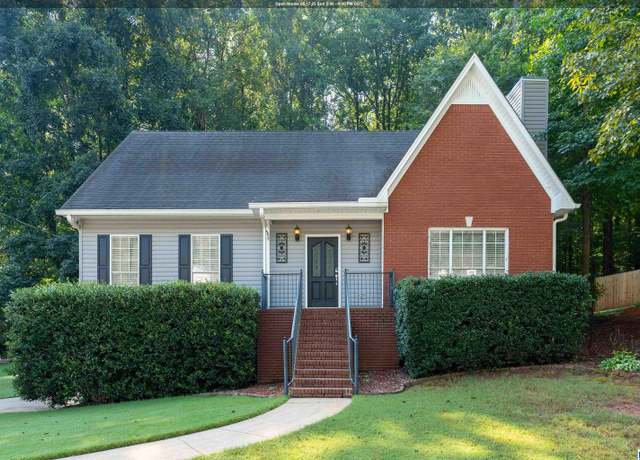 Property at 5059 Kelley Dr, Trussville, AL 35173, 3 beds, 3 baths