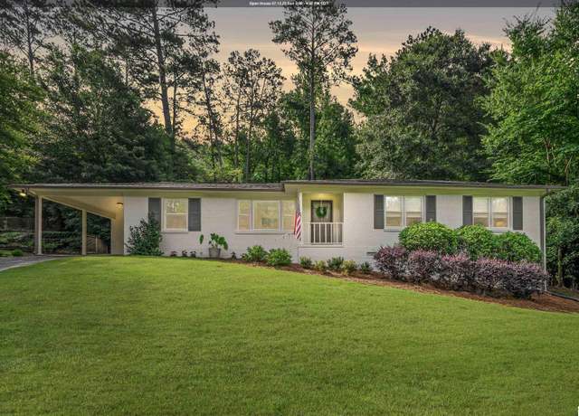 Property at 889 Delcris Dr, Homewood, AL 35226, 3 beds, 2 baths