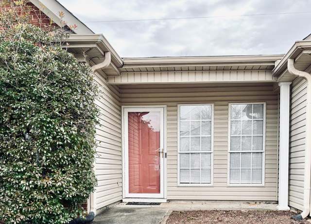 Property at 1016 Ashley Brook Ln, Helena, AL 35080, 2 beds, 2 baths