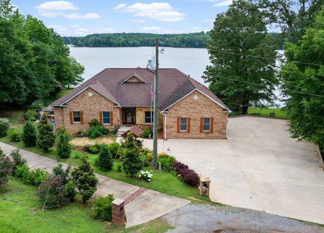 Property at 332 Driftwood Point Rd, Pell City, AL 35128, 4 beds, 3 baths
