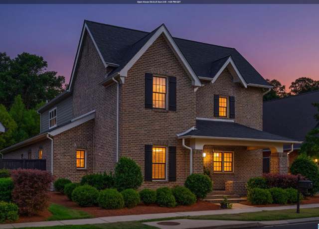 Property at 4371 Abbotts Way, Hoover, AL 35226, 5 beds, 4 baths