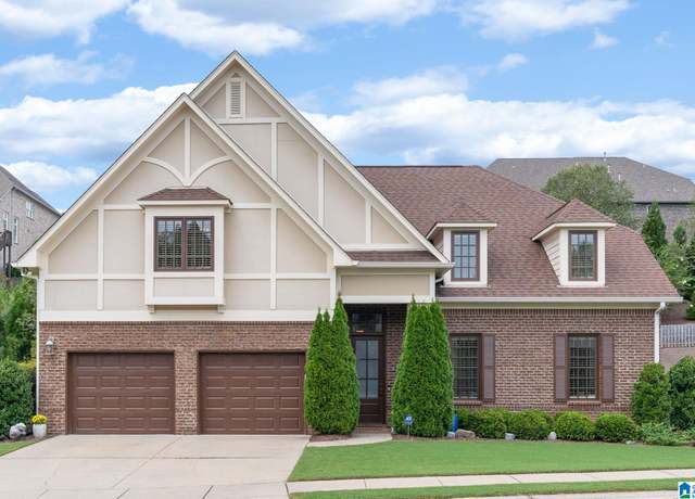 Property at 4868 Heritage Hills Way, Vestavia Hills, AL 35242, 5 beds, 4.5 baths