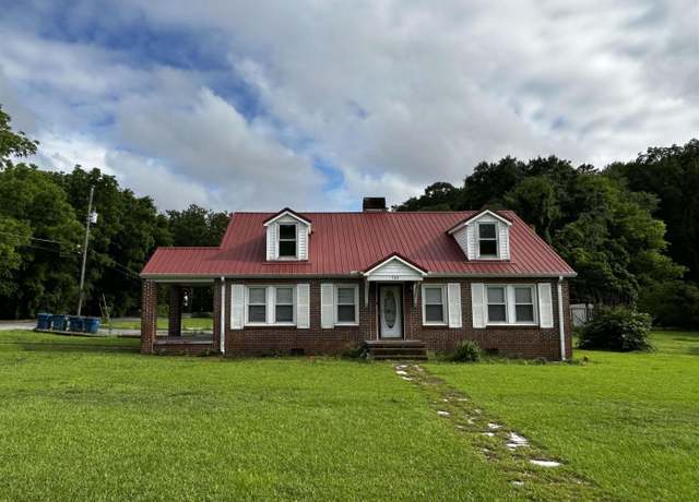 Property at 509 Francis St E, Jacksonville, AL 36265, 4 beds, 2 baths