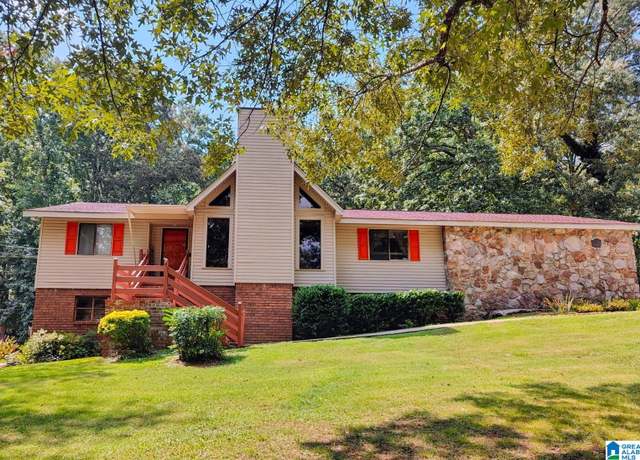 Property at 1134 Rock Crest Dr, Mccalla, AL 35111, 3 beds, 2 baths