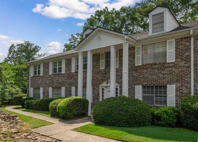 Property at 2100 Montreat Ln Unit B, Vestavia Hills, AL 35216, 3 beds, 2 baths