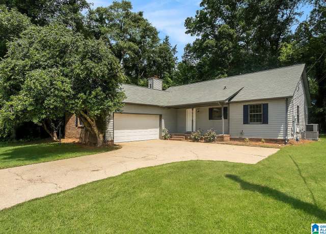 Property at 4315 Greenbrier Dear Rd, Anniston, AL 36207, 3 beds, 2 baths