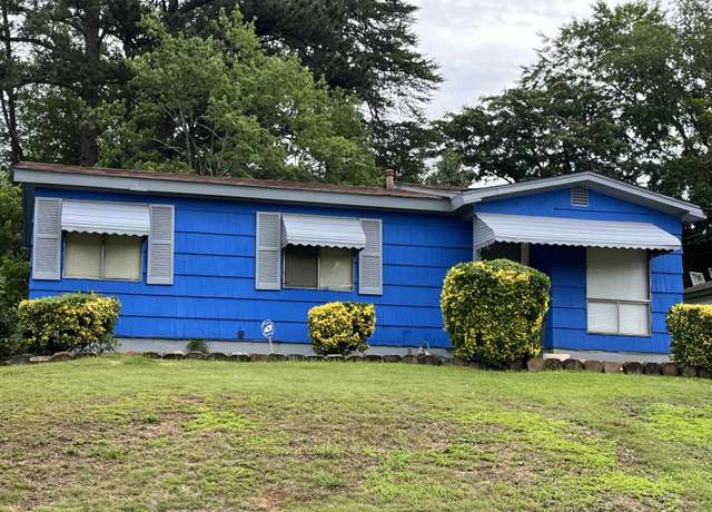 Property at 1721 SW 3rd Pl, Birmingham, AL 35211, 3 beds, 1 bath