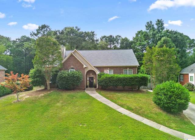 Property at 238 Pin Oak Dr, Chelsea, AL 35043, 4 beds, 3 baths