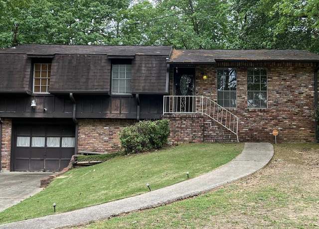 Property at 902 Hillcrest Rd, Adamsville, AL 35005, 3 beds, 2 baths