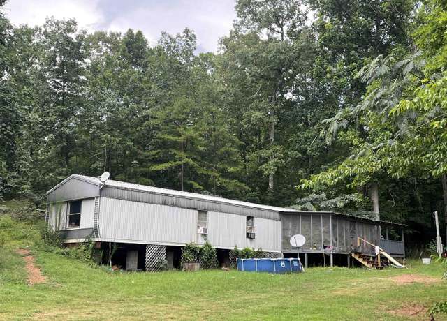 Property at 499 Circle Dr, Roanoke, AL 36274, 3 beds, 2 baths