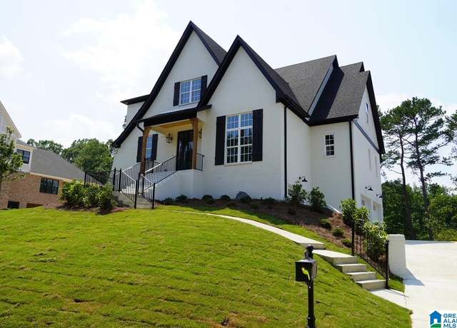 Property at 2041 Highland Gate Way, Hoover, AL 35244, 4 beds, 3.5 baths