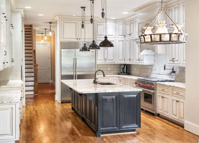 Property at 123 Elyton Dr, Birmingham, AL 35242, 4 beds, 3.5 baths