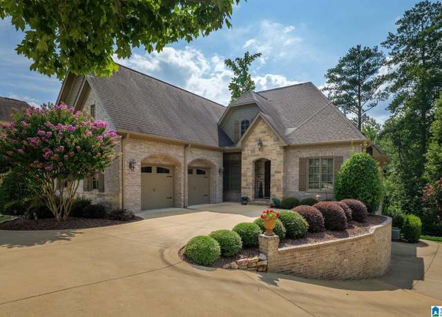 Property at 1055 Baldwin Ln, Birmingham, AL 35242, 4 beds, 3.5 baths