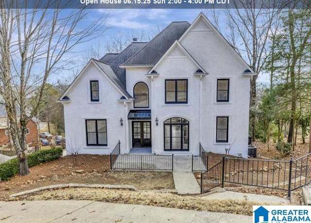 Property at 108 Southview Dr, Hoover, AL 35244, 4 beds, 4 baths