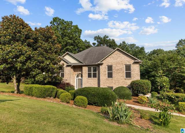 Property at 8551 Highlands Trce, Trussville, AL 35173, 4 beds, 3 baths