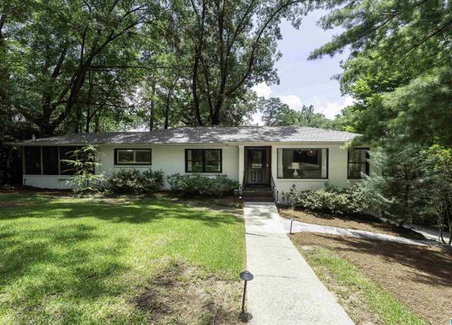 Property at 501 Tamworth Ln, Homewood, AL 35209, 3 beds, 2 baths