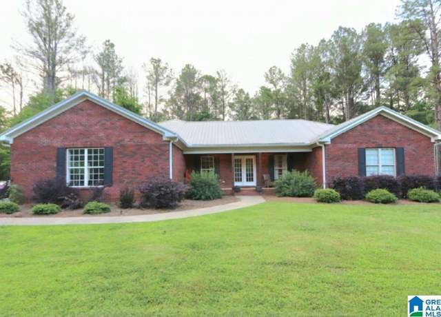 Property at 363 Ivey Way, Munford, AL 35160, 3 beds, 2.5 baths