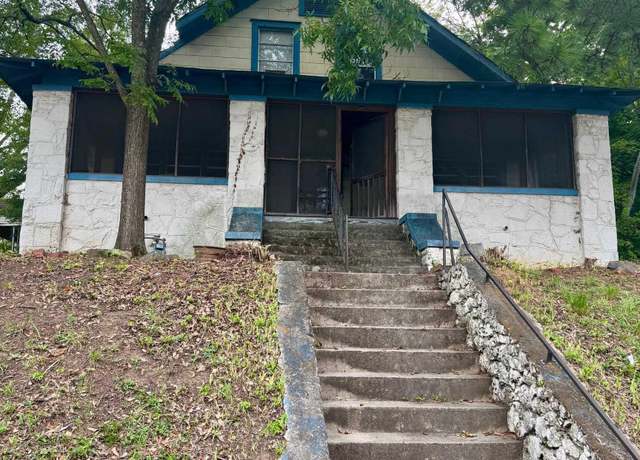 Property at 1402 Fred L Shuttlesworth Dr, Birmingham, AL 35234, 3 beds, 1.5 baths