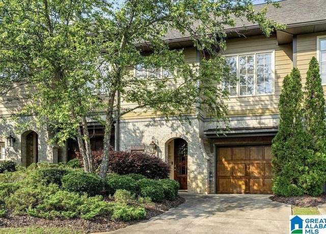 Property at 1015 Townes Ct, Birmingham, AL 35242, 3 beds, 2.5 baths