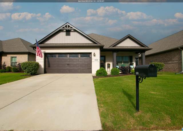 Property at 1820 Shadowbrook Ln, Cullman, AL 35055, 3 beds, 2.5 baths