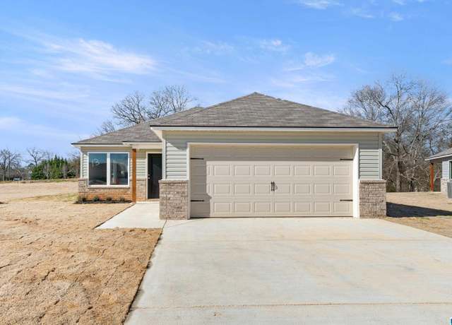 Property at 204 Bow Ct, Munford, AL 36268, 3 beds, 2 baths