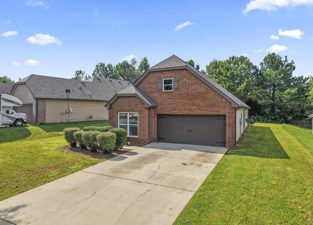 Property at 4542 Rosser Loop Dr, Bessemer, AL 35022, 3 beds, 2 baths