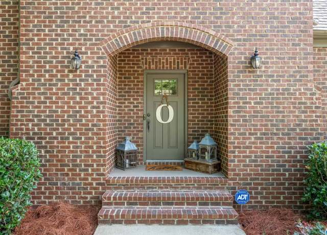 Property at 3686 James Hill Ter, Hoover, AL 35226, 4 beds, 3.5 baths
