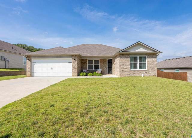 Property at 8681 Mohring Pl, Leeds, AL 35094, 4 beds, 2 baths