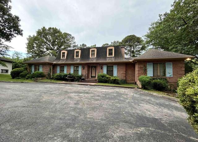 Property at 626 Somerset Blvd, Bessemer, AL 35020, 5 beds, 4 baths