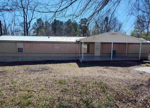 Property at 93 Limbaugh St, Sylacauga, AL 35150, 3 beds, 2 baths