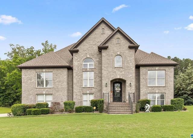 Property at 1062 Greendale Dr, Helena, AL 35022, 4 beds, 3 baths