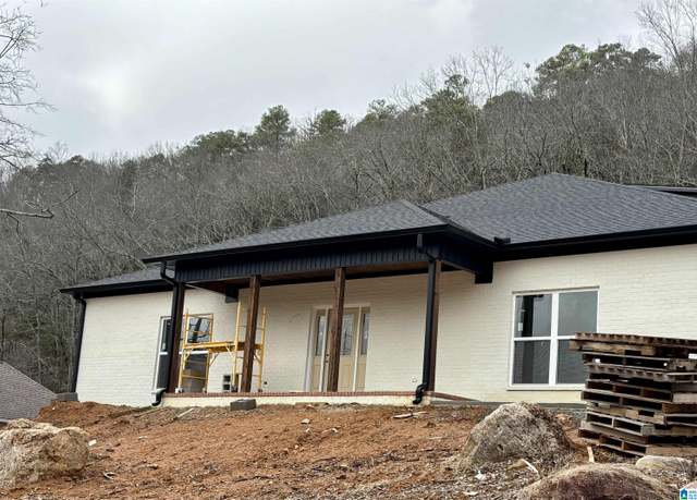 Property at 151 Christy Ln, Oneonta, AL 35121, 4 beds, 3 baths