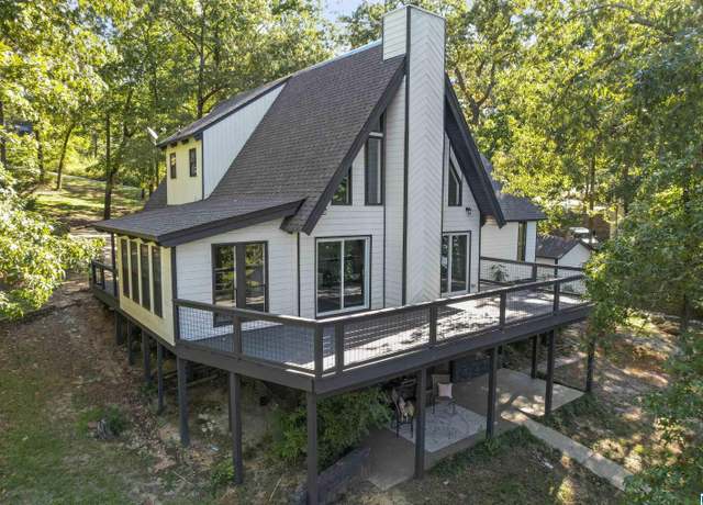 Property at 560 Water Oak Ln, Talladega, AL 35160, 3 beds, 3.5 baths
