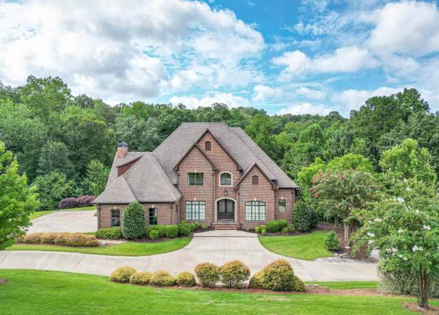 Property at 708 Saint Andrews Ln, Hoover, AL 35244, 4 beds, 5.5 baths