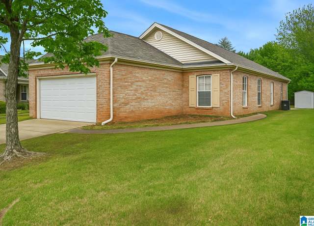Property at 4861 Longmeadow Dr, Bessemer, AL 35111, 3 beds, 2 baths