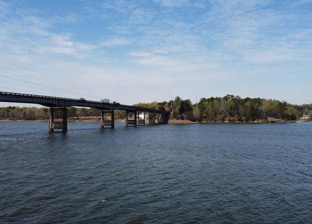 Property at 65 Riverview Ln, Talladega, AL 35160, 3 beds, 2 baths