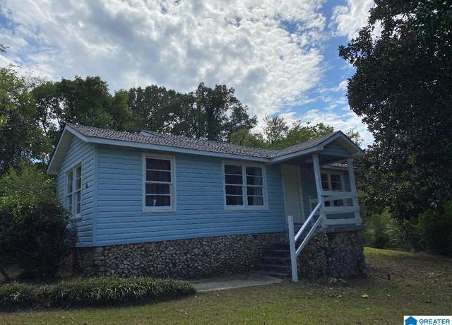 Property at 301 20th Ave NW, Center Point, AL 35215, 3 beds, 1 bath