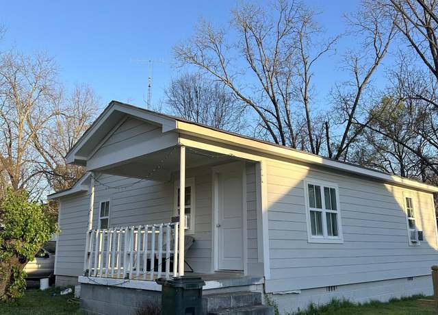 Property at 300 Elmore St, Bessemer, AL 35020, 2 beds, 1 bath