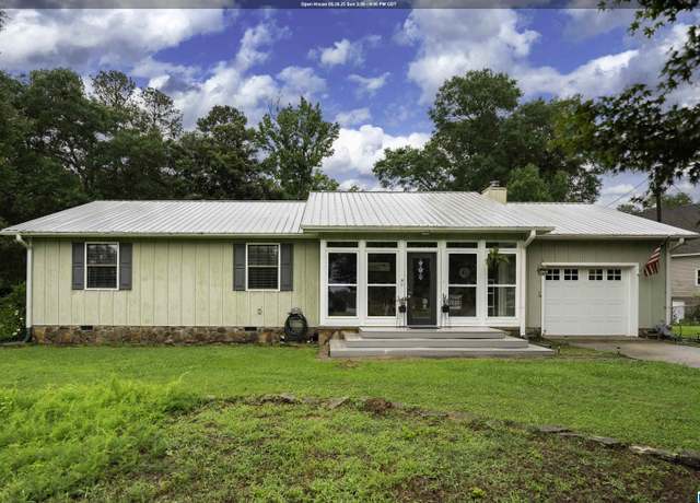 Property at 115 Cove Dr, Pell City, AL 35128, 3 beds, 2 baths