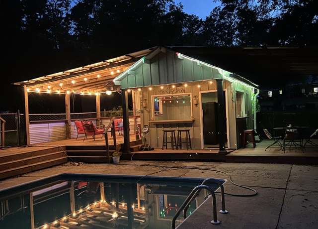 Property at 115 Cove Dr, Pell City, AL 35128, 3 beds, 2 baths