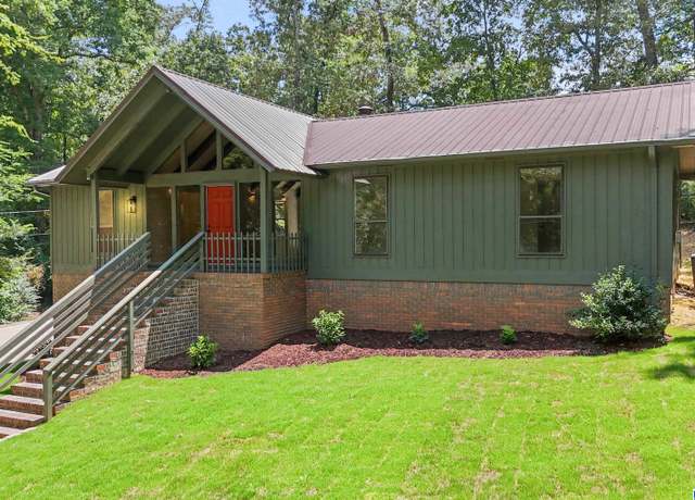 Property at 1817 Mohawk Dr, Alabaster, AL 35007, 3 beds, 2 baths