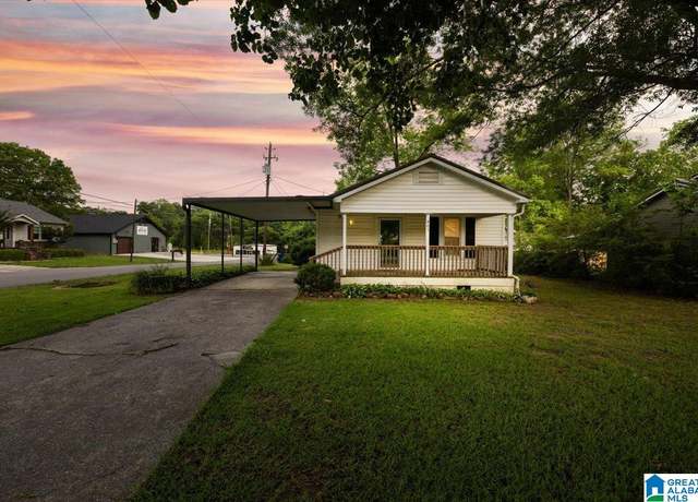 Property at 401 W 3rd Ave, Oneonta, AL 35121, 3 beds, 1 bath