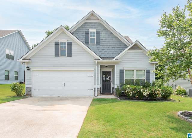 Property at 375 Lakeridge Dr, Trussville, AL 35173, 3 beds, 2.5 baths