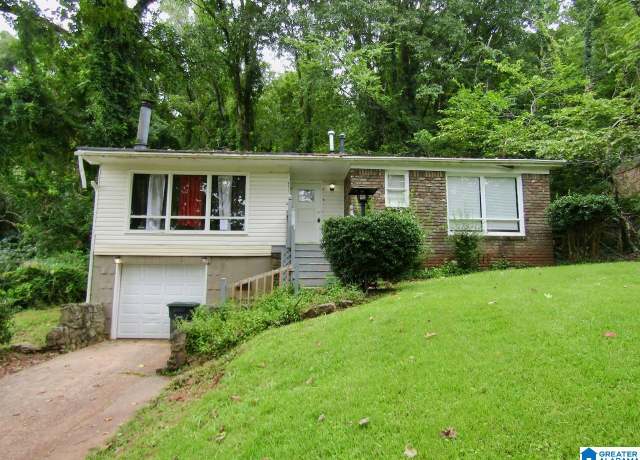 Property at 8311 12th Ave S, Birmingham, AL 35206, 3 beds, 1.5 baths
