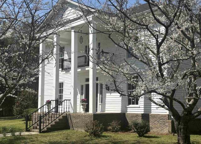Property at 5154 Plantersville Rd, Alpine, AL 35014, 5 beds, 3 baths