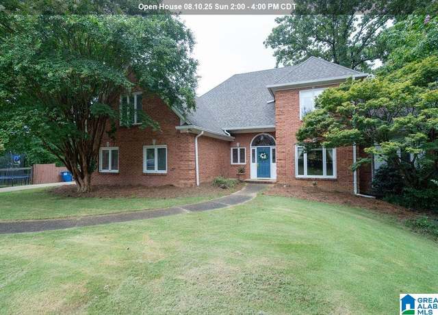 Property at 3204 Huntington Ct, Hoover, AL 35226, 5 beds, 4.5 baths