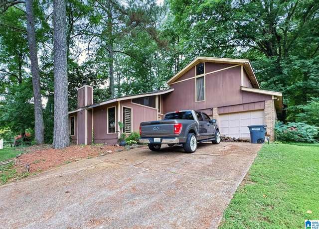 Property at 5210 Starlite Dr, Birmingham, AL 35210, 4 beds, 2.5 baths