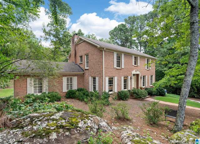 Property at 3022 Weatherton Dr, Mountain Brook, AL 35223, 5 beds, 4.5 baths