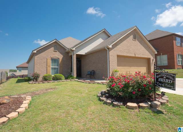 Property at 1257 Kensington Blvd, Calera, AL 35040, 3 beds, 2 baths