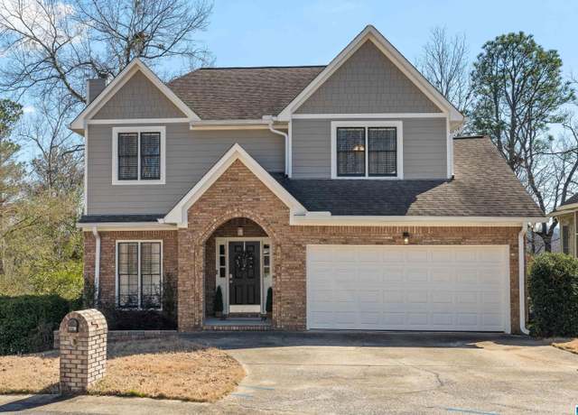 Property at 2274 Richmond Cir, Pelham, AL 35124, 5 beds, 3.5 baths